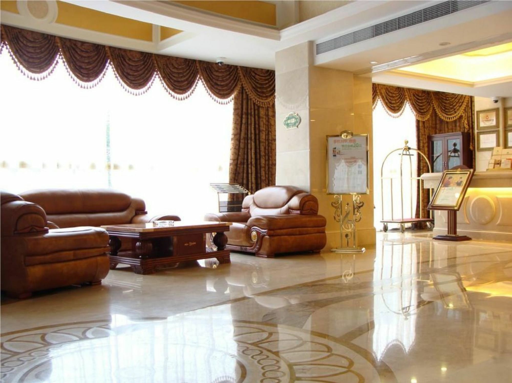 Vienna Hotel Xi'An Railway Station Zewnętrze zdjęcie